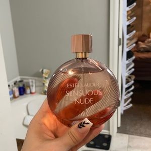 Estée Lauder sensuous nude